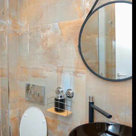 Heart Of Vakantiehuis Tirana